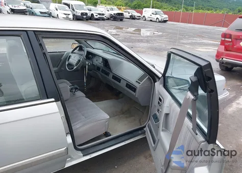 1994 Oldsmobile Cutlass Ciera S z USA, uszkodzony, nr VIN 1G3AG55M3R6317998